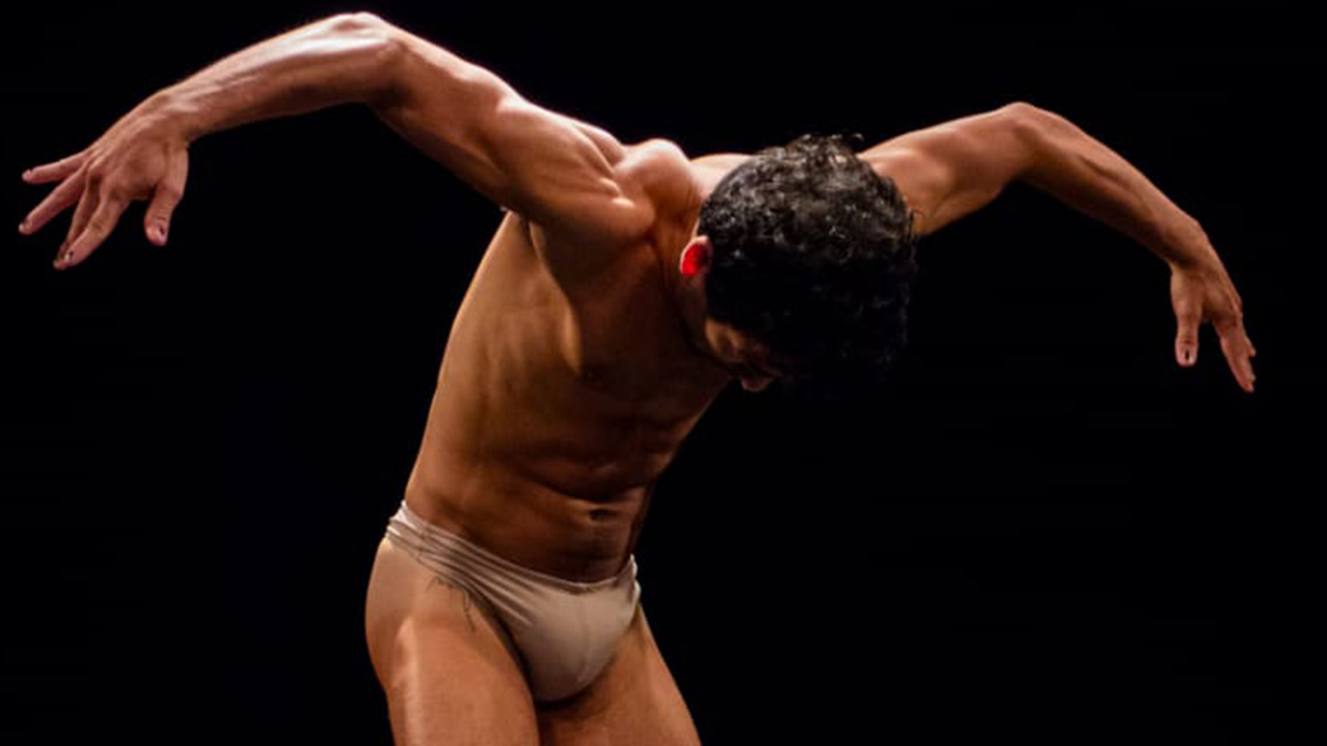 Sob a Pele — Núcleo de Dança para Atores